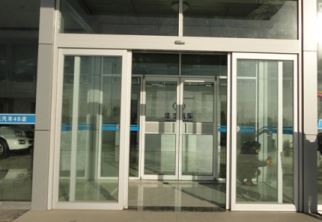 为什么现代建筑大多采用自动门